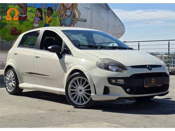 FIAT PUNTO 1.8 BLACKMOTION 16V FLEX 4P AUTOMATIZADO FIAT PUNTO 1.8 BLACKMOTION 16V FLEX 4P AUTOMATIZADO